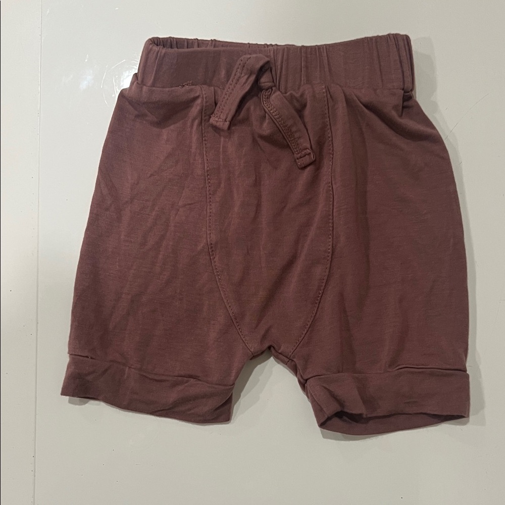 Kate Quinn sport short | dusty rose | bamboo - 3-6m
